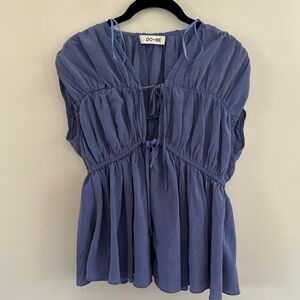 DO+BE Women's Blue‎ Top gathered tie top small